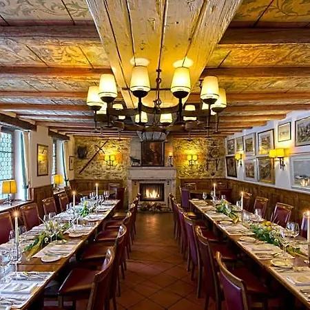 Landgasthof Zur Sonne فندق فير