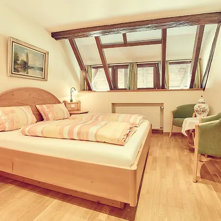 Landgasthof Zur Sonne 3* فير